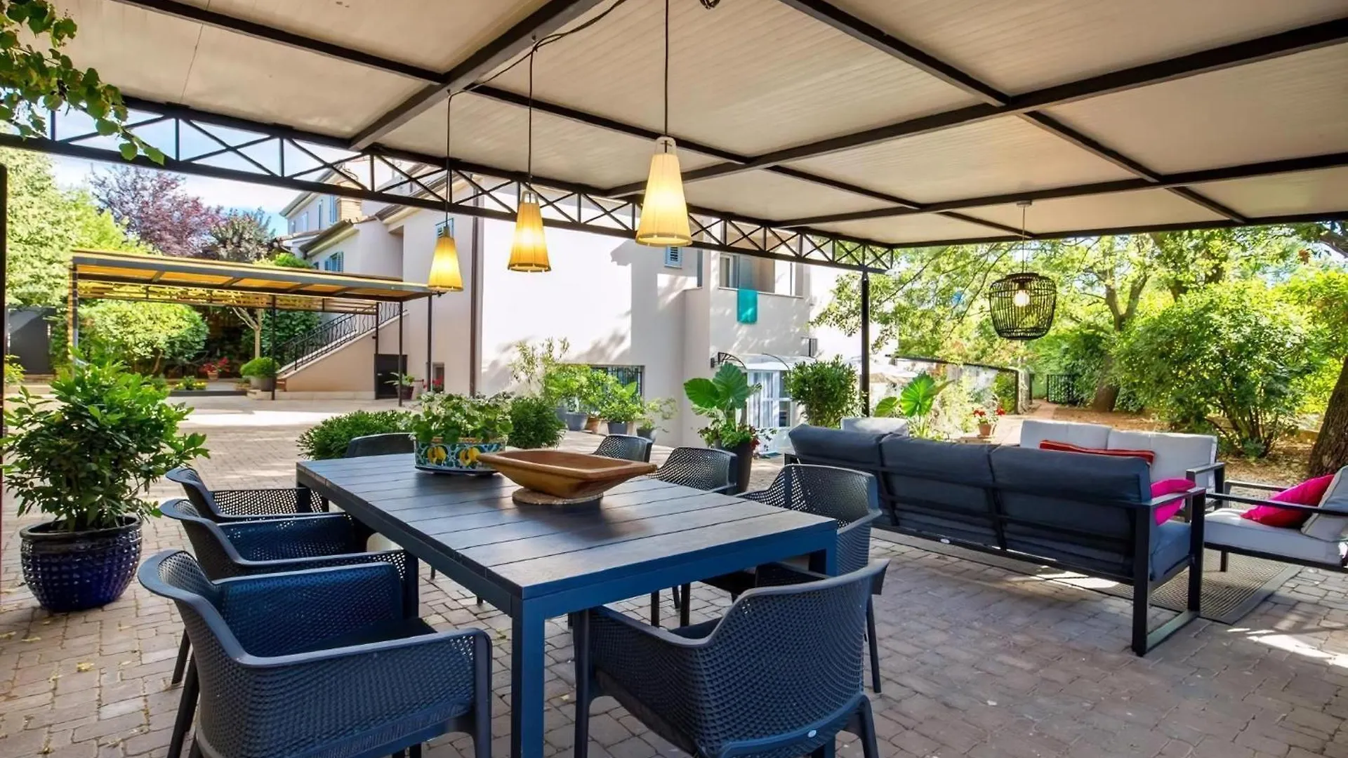 Villa Lidija Mit Pool Fuer 8 Personen Antonci
